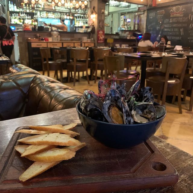 復古格調💕氣氛浪漫的打卡西餐廳🍴