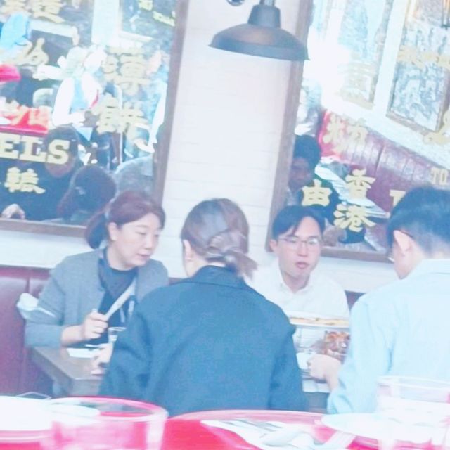 圓方頂樓，曬太陽午餐！嘆！