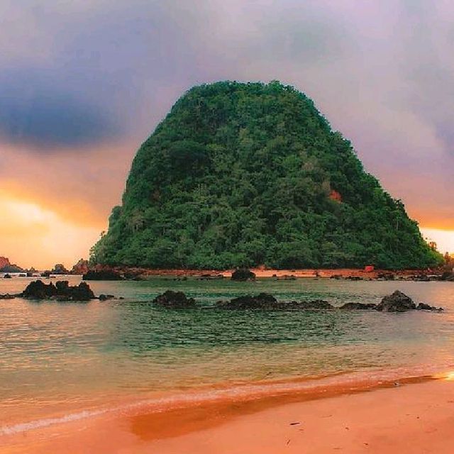 RED ISLAND BEACH, BANYUWANGI