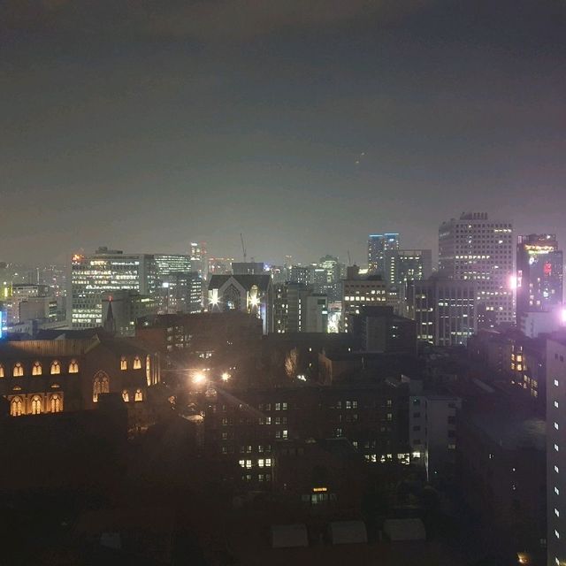서울 한복판, 명동 성당뷰로 힐링하기