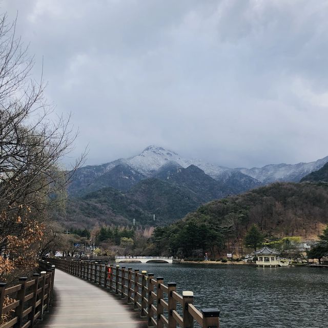 구미 금오산 저수지 둘레길