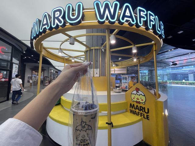 バンコク　どこのデパートにもあるタイ人に大人気MARU WAFFUL