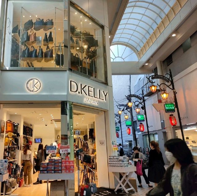 【大阪 戎橋筋商店街】かわいいバックがリーズナブルに✨✨✨