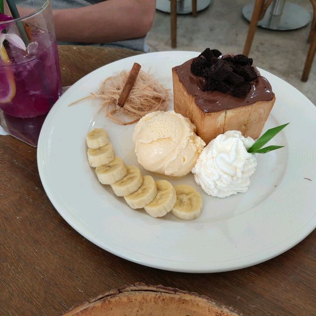 Prang View Cafe,  Ayutthaya 