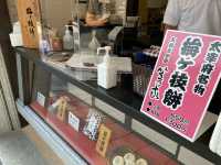 向かい側にも同じ名前のお店？太宰府梅ヶ枝餅『笠乃家』