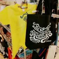 アイヌ文化にふれられるお土産店