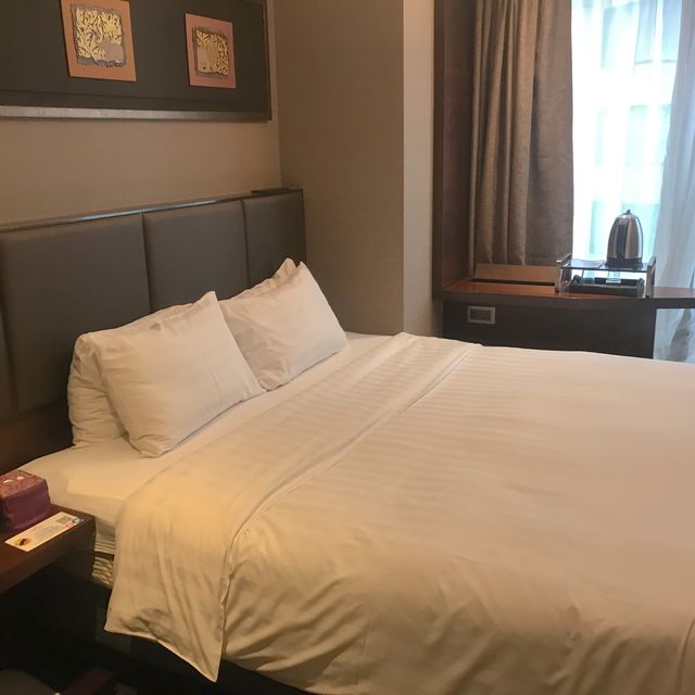 尖沙咀平價三星酒店🏨鄰近大型商場酒吧😋