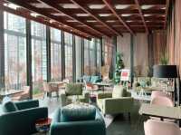 Club lounge experience at Oasia Downtown