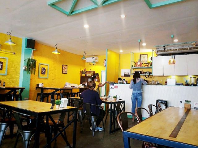 may cafe