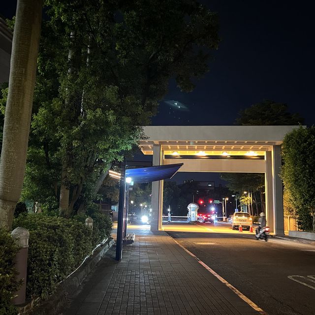 台北超漂亮看夜景的地方｜軍艦岩，360度無死角的台北夜景