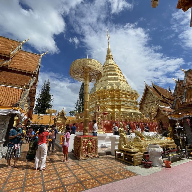 เที่ยววัดพระธาตุดอยสุเทพ