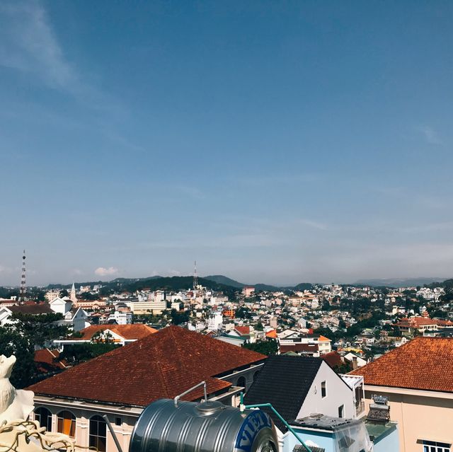 The Crazy House บ้านประหลาดในเมืองดาลัท