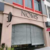 Noms, Marina Park City, Miri