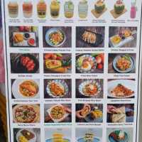 คาเฟ่สุดแนว..ถนนถลาง..กลางเมืองภูเก็ต
