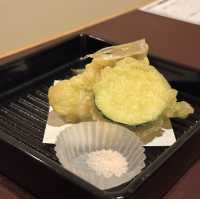 万座亭の夕食と朝食の様子