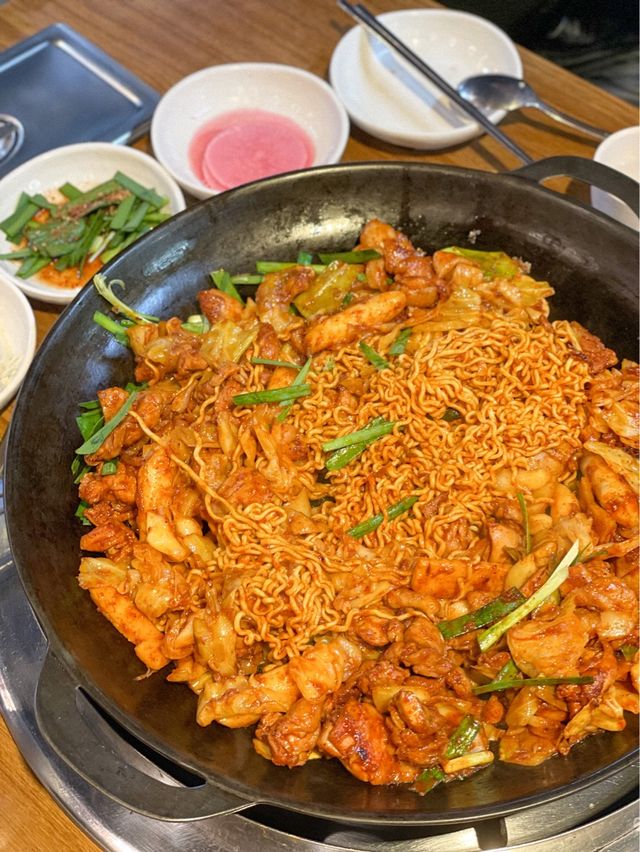 THE Dakgalbi you need to try in Korea 