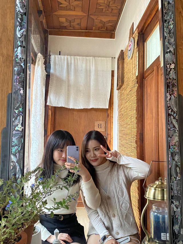 경주황리단길에 위치해있는 한옥체험이 가능한 장미여관 🌹