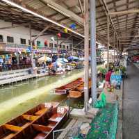 Most Popular Floating Market(Damnoen)