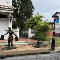 Admire arts&sculptures@songkhla old town 