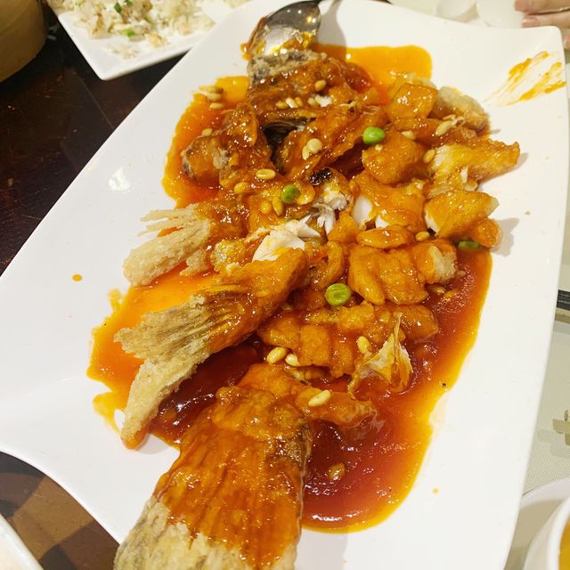 正宗上海菜 ~ 滬江飯店 正宗上海菜 ~ 滬江飯店