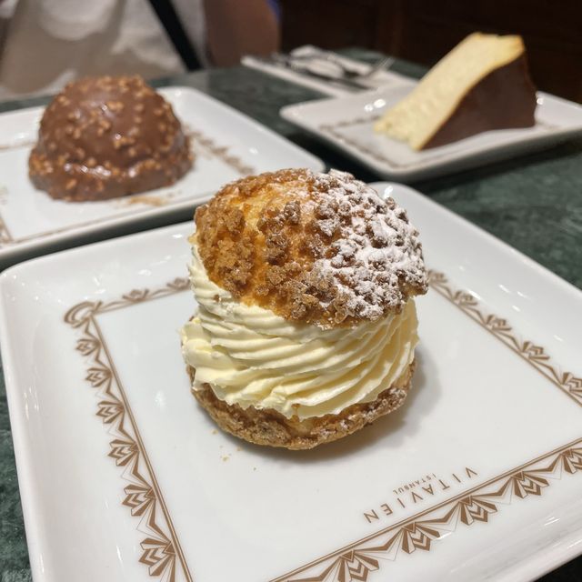 土耳其遊記 Istanbul 華麗佈置的甜品店 超好味