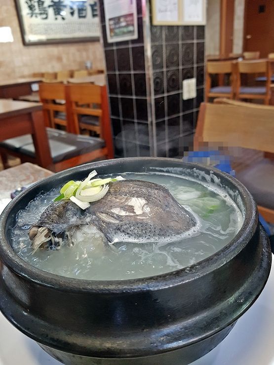 명동 3대 삼계탕 맛집. 백제 삼계탕