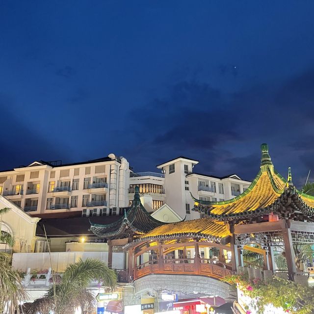 La Floret Shopping Area Yalong bay 