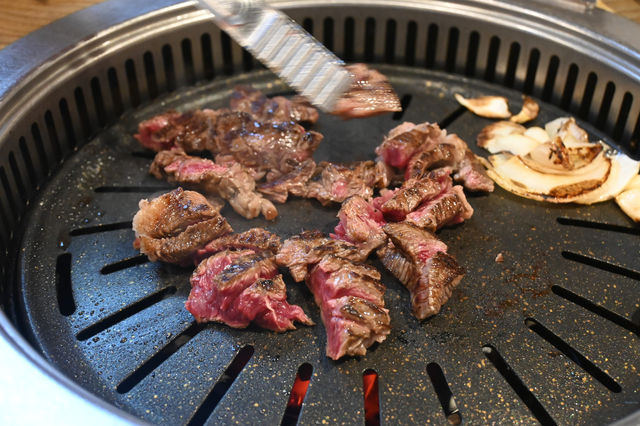 회식 소고기 먹으려면, 장터본가 앞으로.