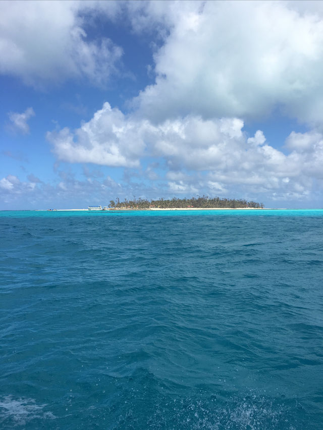 Miss the touch of blue on Saipan Island's ocean waves 🌊 and the seven-colored sea of Battleship Island.