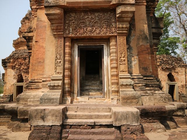 ปราสาทศรีขรภูมิ อ.ศรีขรภูมิ จ.สุรินทร์
