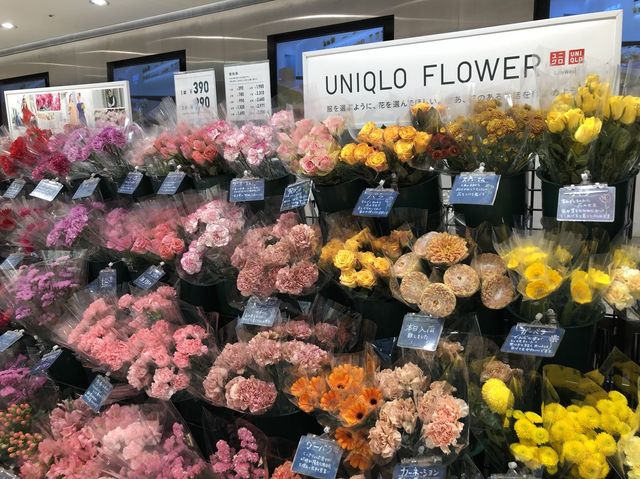 【東京】まるでユニクロの博物館！『ユニクロ銀座店』