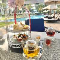 ทาน afternoon tea กันค่ะ ที่ รร. ยู สาธร