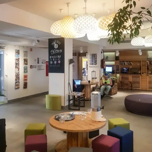 부다페스트 시내 가성비 + 감성 숙소 추천, 매버릭 시티 롯지 