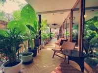 曼谷市中心的一片小綠洲 Karaarom Hotel
