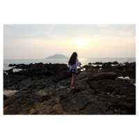 หาดลับชมพระอาทิตย์ตกดินสุดโรแมนติก จันทบุรี ☀️