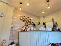 🐱 Cool Cat Cafe' คาเฟ่น้อนเหมียวใกล้มอชอ 🐱