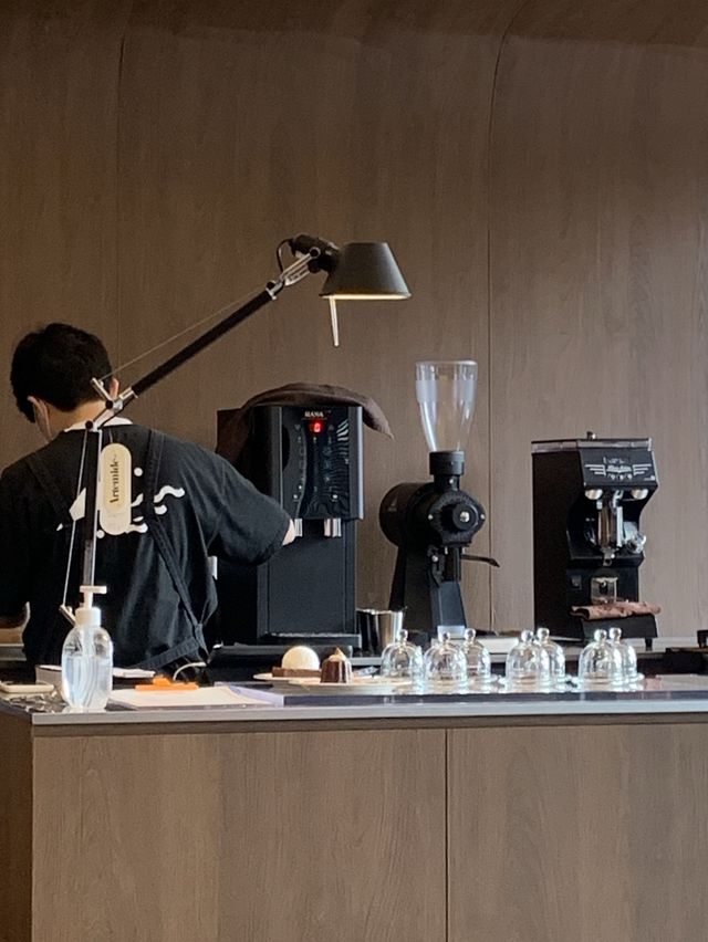 [대구] 음악 좋고 친절한데 커피까지 맛있는, 아나바커피