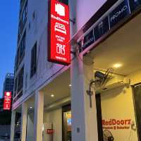 affordable staycation,near many Bak Kut Teh