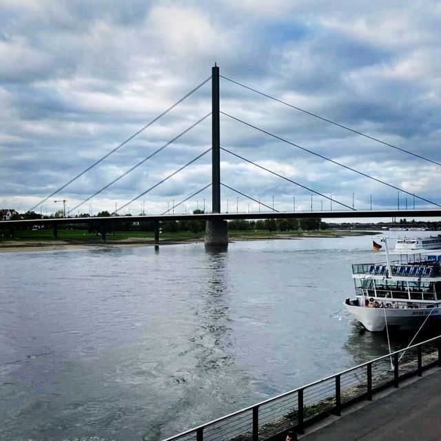 The Scenic Town Of Dusseldorf 