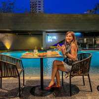 ที่พักติดริมชายหาด rooftop beachbar seafood 