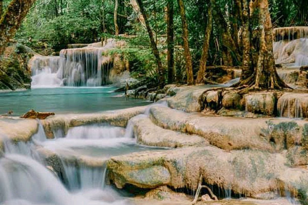 พิกัดลับ ณ เมืองกาญ | Trip.com จังหวัดกาญจนบุรี
