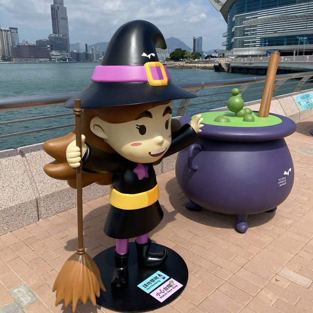 充滿卡通氣息的灣仔會展中心