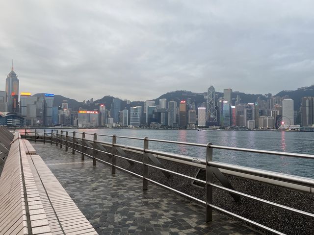 尖沙咀碼頭 海濱長廊