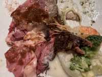 台北自助餐｜喜來登飯店十二廚，甜點精緻好吃，一人還有半隻龍蝦喔