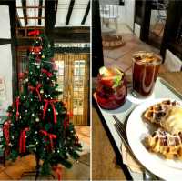 🎄크리스마스가 찾아온 성안길 한옥 감성 카페 코우즈