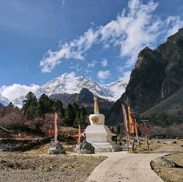 Yubeng Village（雨崩村)| An Idyllic Land