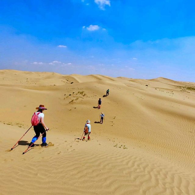 Kubuqi Desert 🇨🇳 Inner Mongolia