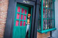 Hog's Head Phuket ร้านหัวหมู ภูเก็ต