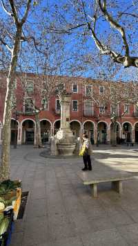 Plaza de Sant Juan, Saint John Square