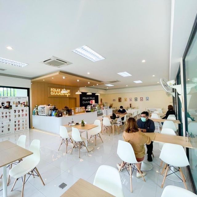 POLAR POLAR​ CAMPUS​ CAFE